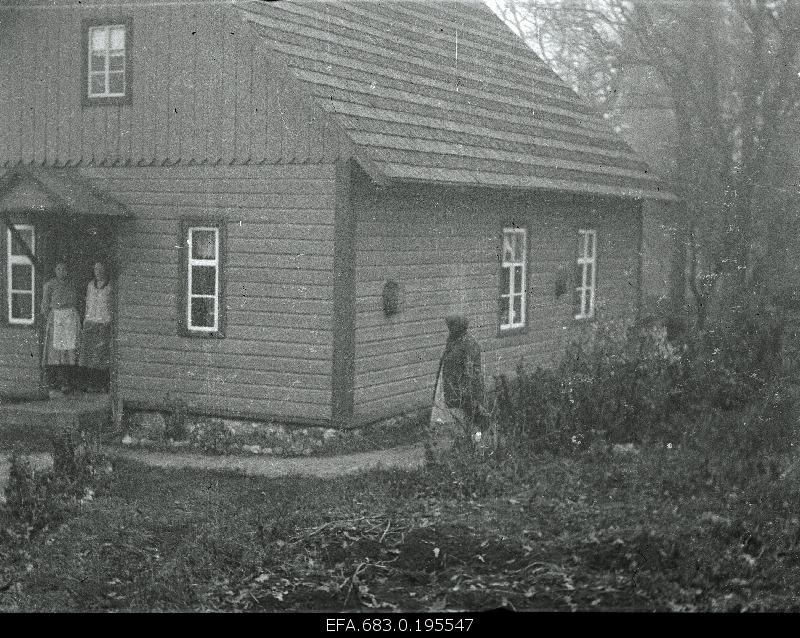 Audaku leprosorium, patients in front of their home.