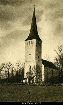 Märjamaa Maarja kirik.  duplicate photo