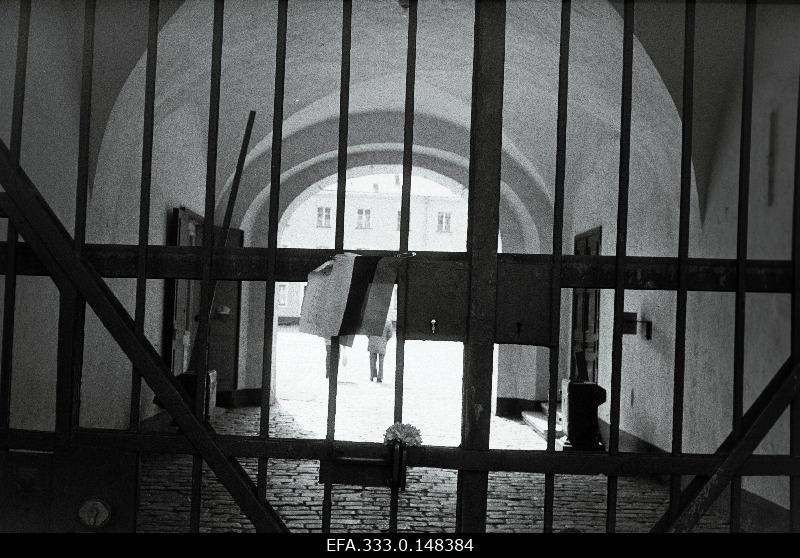 The goal of the Toompea Castle is secured with railway areas.