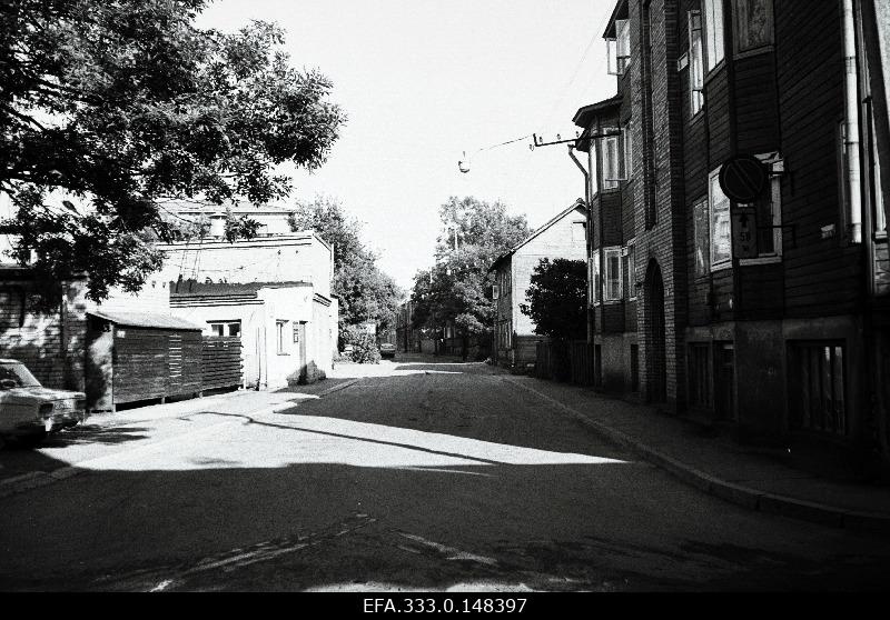 View on the corner of the Yacht and Old-Kalamaja streets.