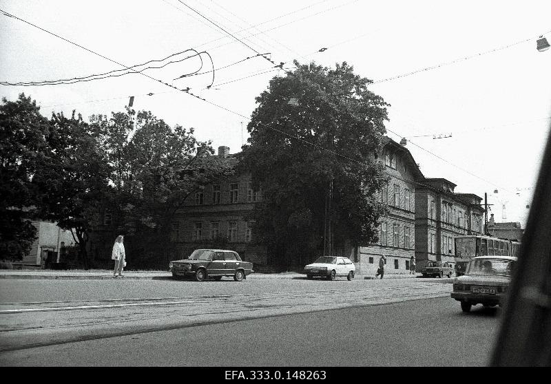 View of the crossing of Pärnu Road and Süda Street.