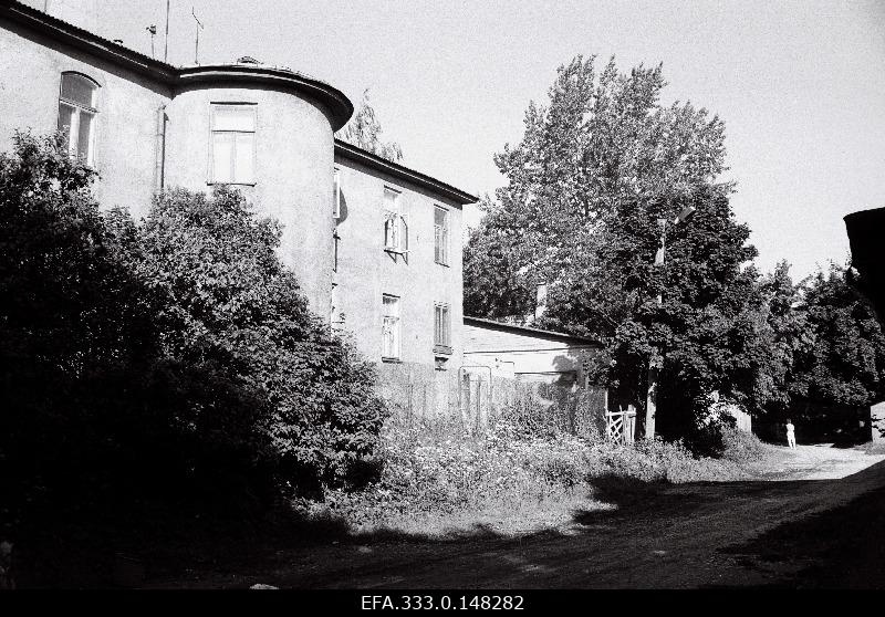 View of the building Süda Street by the 15th hoof.