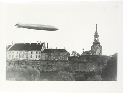 TLA 1465 1 896 Zeppelin over Tallinn. View to Toompea - Zeppelin over Tallinn. View Toompea  similar photo