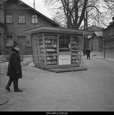 View of the newspaper hekioski on Toompuiesteel.  similar photo