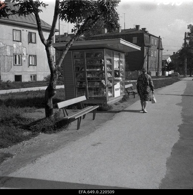 View of the newspaper kiosk on K. Marx (Sõle) Street.  similar photo
