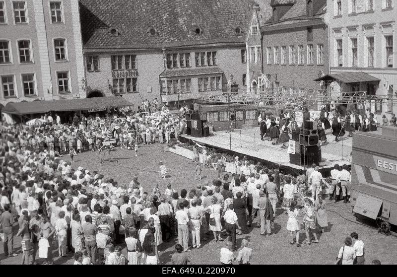 Hansa Days event at Raekoja Square.