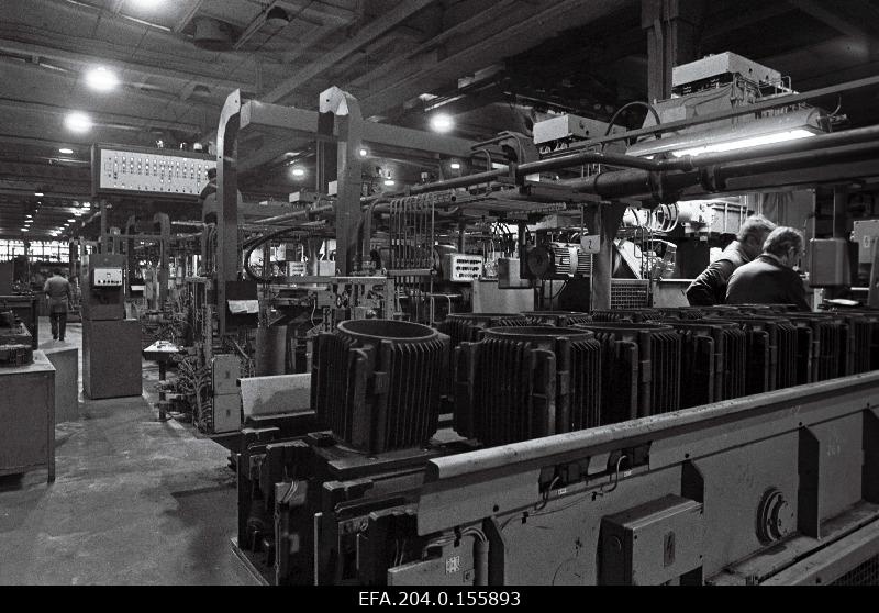 The factory “Volta” automatic line for the processing of electric motor housings in the series “air - 132”.
