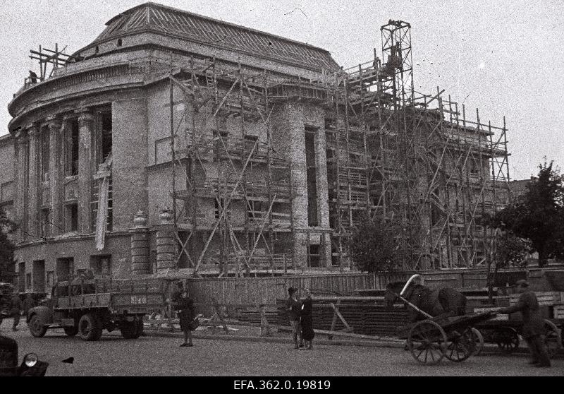 Orders of the Estonian theatre building.