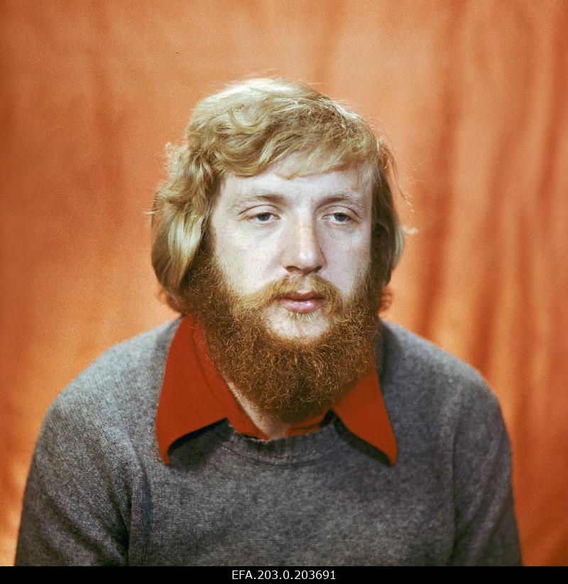 Game film "The time to live, the time to love".