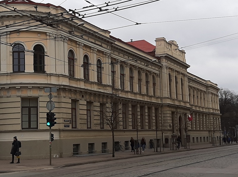 Aleksandri gümnaasiumihoone Riias rephoto