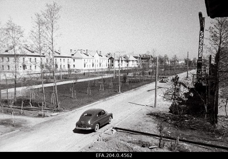 Win the alley in Kohtla-Järve socialist district.