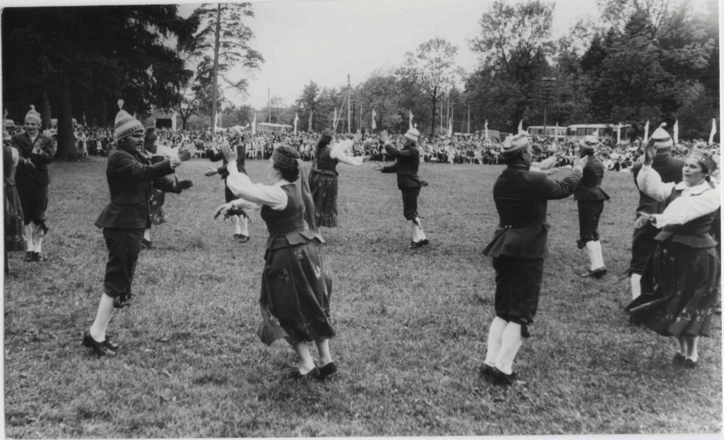 Taebla folk dance