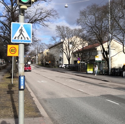 Kadunrakentamista Käpylän Kisakylässä Koskelantien ja Sofianlehdonkadun kulmassa. Taustalla Koskelantie 7 -9. rephoto
