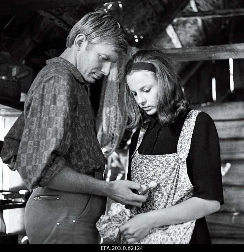 Still from "Girl in Black" from "Tallinnfilm". Gerlinda Koppelman as Saale, Jozas Budraitis as Tanel.