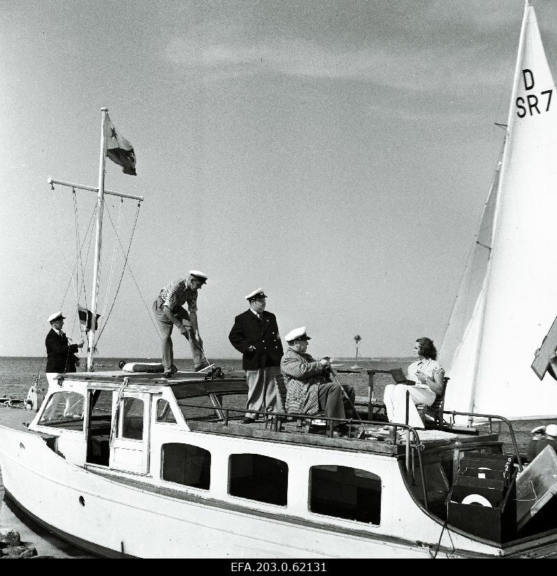 The film studio "Tallinnfilm" play film "Yachts at sea".