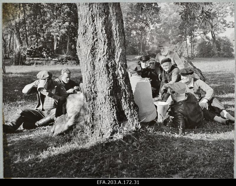 Kader Filmstudio Tallinn Films from gamefilm Writers from Sõgedate village.