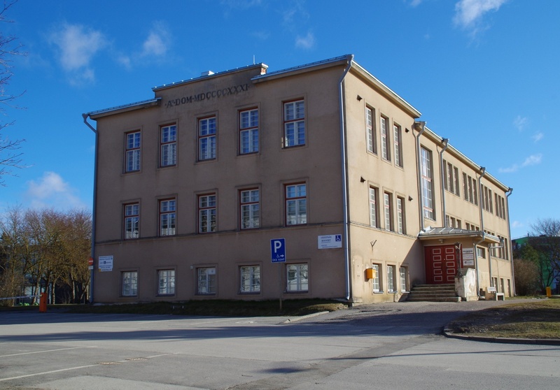 External view of Rakvere German Private Gymnasium. rephoto