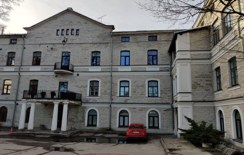 Pärnu mnt 102, self Diakoniss Hospital rephoto