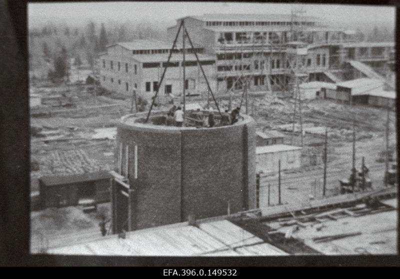 Construction works of Ahtme oil shale mine.