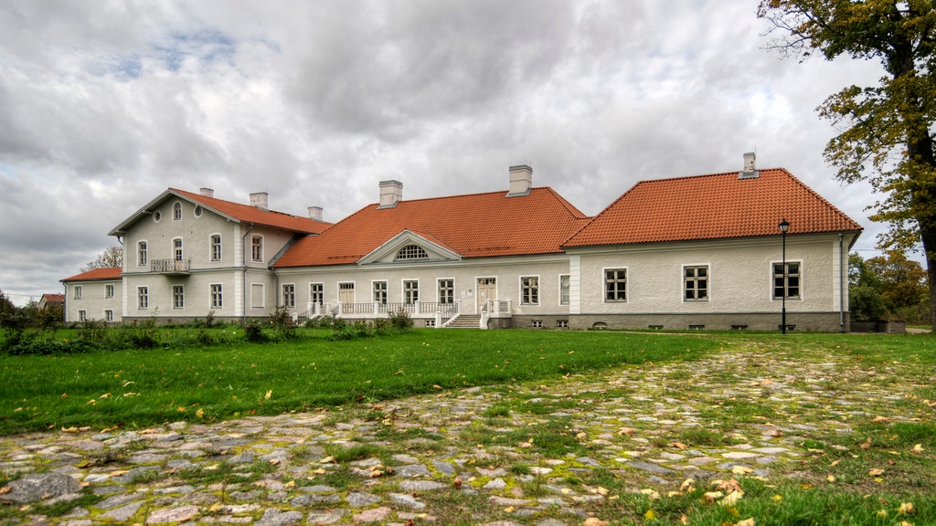 Kukruse Manor Estonia 01 - Kukruse Manor Head Building