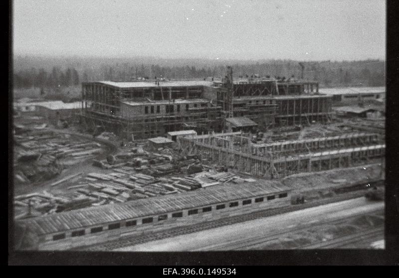 Construction works of Ahtme oil shale mine.