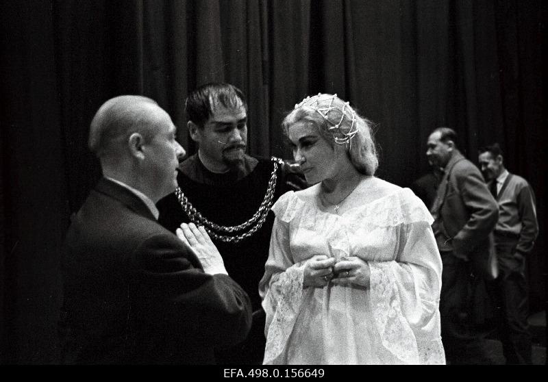 Rat “Estonia” was staged as part of the g. Verd Othello opera in Desdemona, Mary Eskola from the Finnish opera, as part of the Jago, Georg Ots and Renee ́ Hammer, director of the theatre.