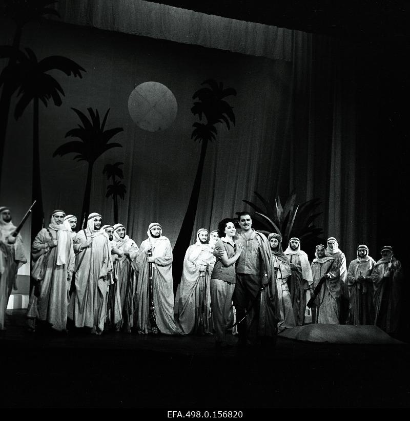 Scene from s. Romberg’s opera “Kõrbelaul” Rat “Estonia”. Margot Haili Sammelselg, Pierre Birabeau - Georg Ots.