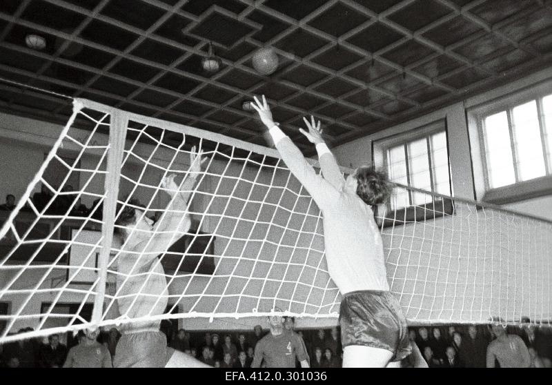 Volleyball competition Leningrad Spartak-TPI.