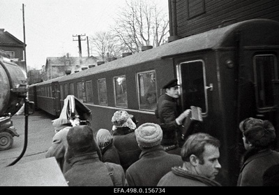 Filming the game film “Halli wolf diary” of the studio “Mosfilm”. On the door of the wagon, main performer Leonhard Merzin.  similar photo