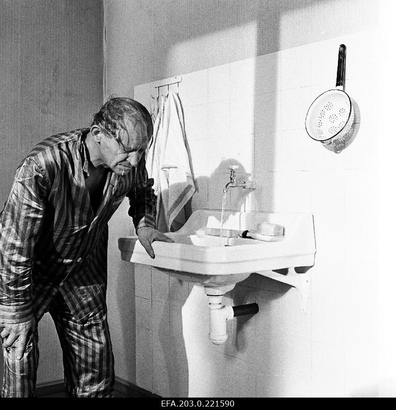 Cader from the Tallinn film game "Viini postmark".