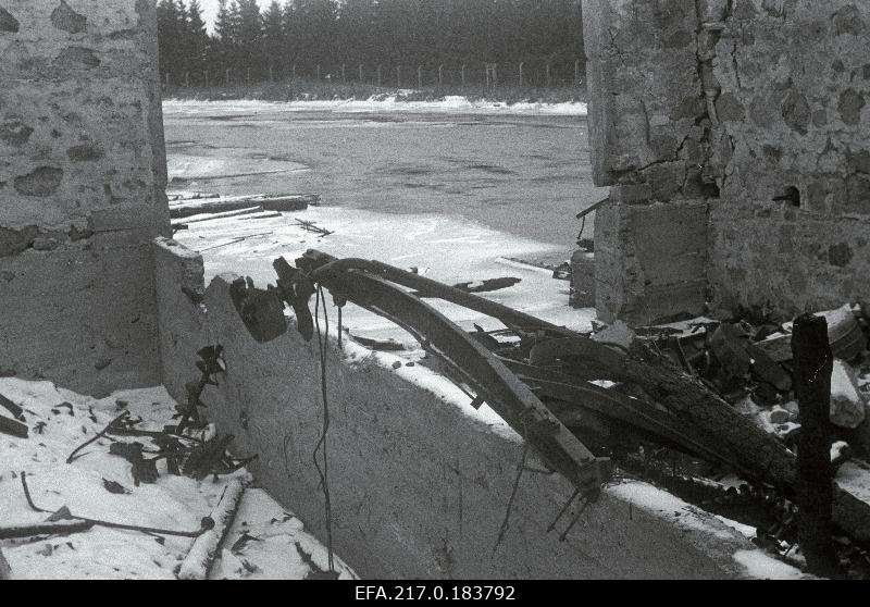 The ruins of the Põltsamaa rain and flour mill in Torniveski are blown by the river Põltsamaa.