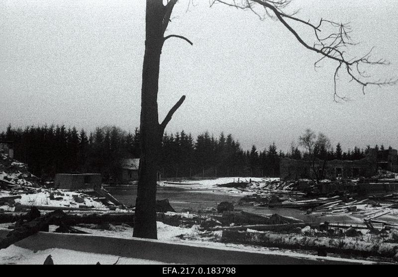 The ruins of the Põltsamaa rain and flour mill in Torniveski are blown by the river Põltsamaa.
