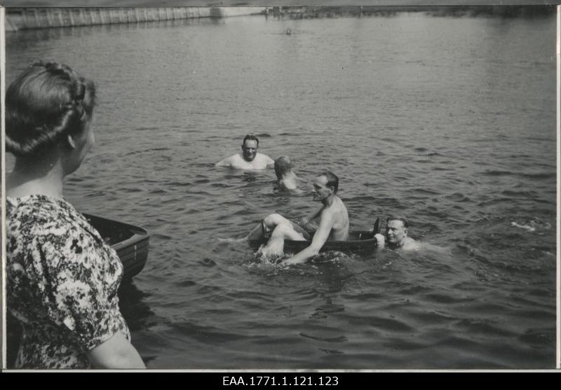 Estonian Students' Society "Union" Summer Days in Pikaveski Bay Lake