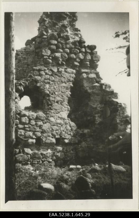 Room in the northern tower of Karksi Castle