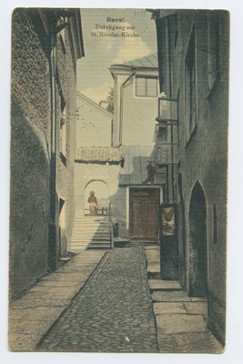 Tallinn. Wicked eye. Passage in Trepi Street  duplicate photo
