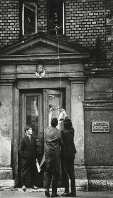 Tallinn Birthhouse, Sakala 6, Tallinn. (girl at the birthplace)  duplicate photo