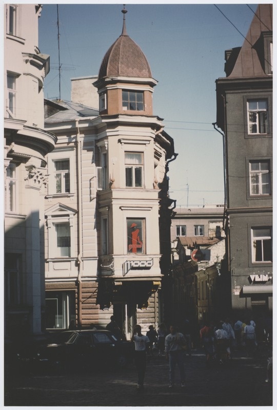 Tallinn. The corner of the wall and the Great-Karja street. View of the store "Mood"