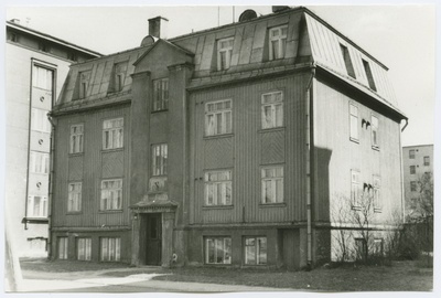 Triple wooden house with stone staircase Tina Street 19.  duplicate photo