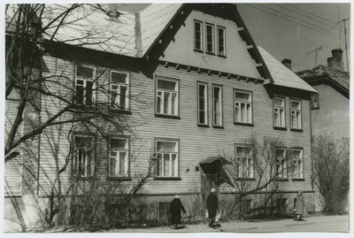 Double wooden house in Gogoli Street 43.  duplicate photo