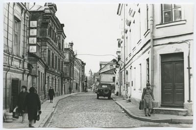 View along the new street towards Olevimäe from the corner of Ola-Viru Street.  duplicate photo