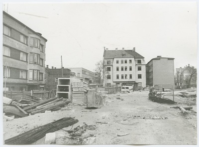 Buildings at the corner of Narva highway and Tuukri Street.  duplicate photo