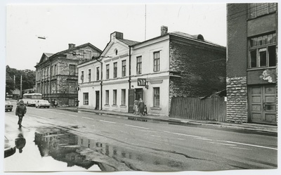 Double stone house Paldiski highway 3, shop "Mai" building.  duplicate photo