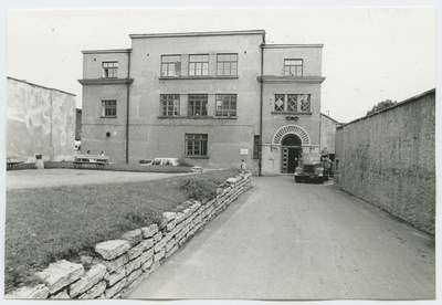 Double stone building, Pärnu Road 41.  similar photo
