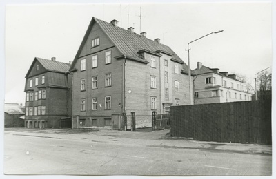 Three-fold wooden buildings J. Tompi t. 43 and 45  duplicate photo