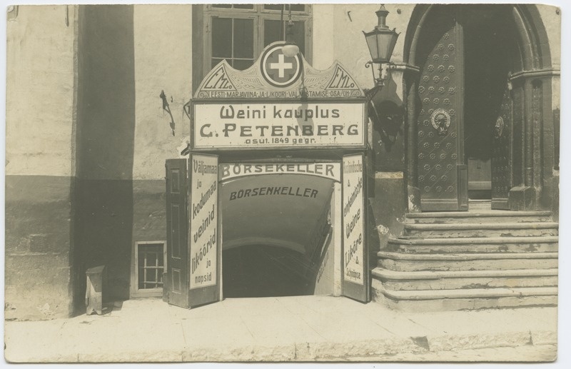 C. Petenberg wine cellar outdoor view