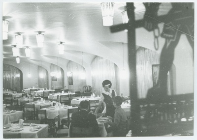 Interior view of the restaurant "Vana Toomas" hall  duplicate photo