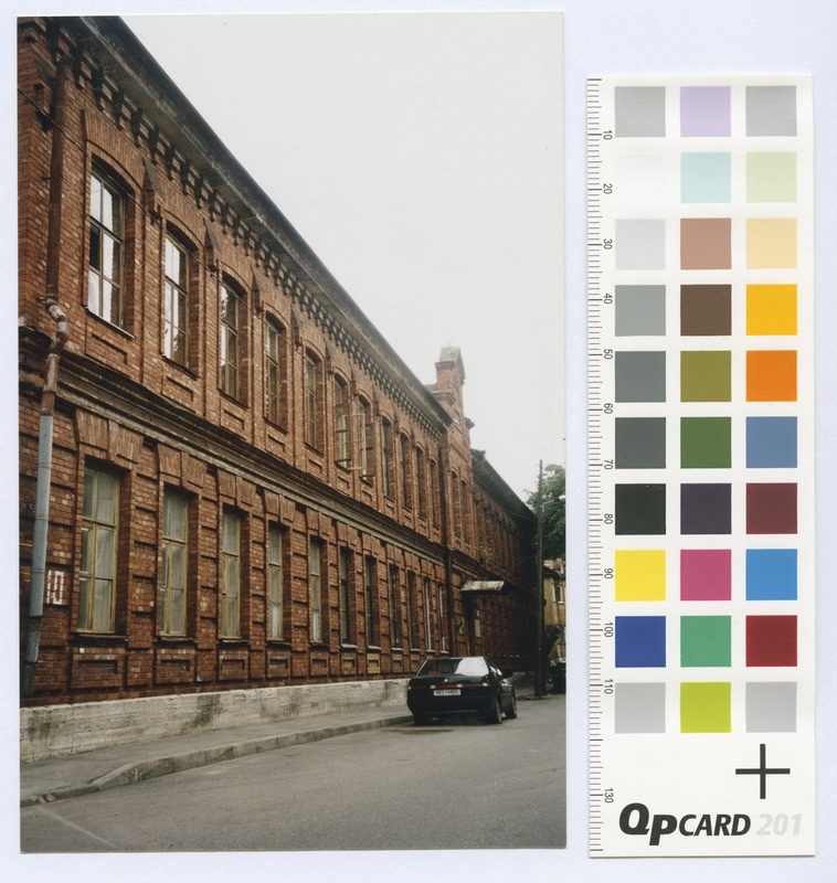 Väike-Patarei Street 10. Old brick building.