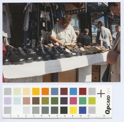 Foot silt on the station market.  duplicate photo