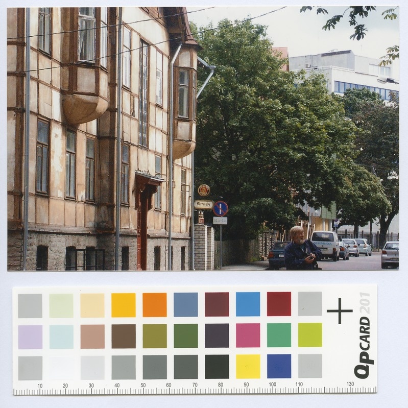 View on Kunder Street.