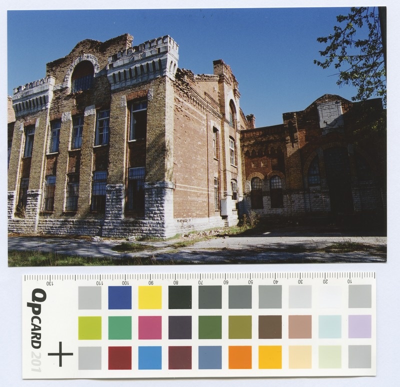 View of the armchair complex. Colorful.